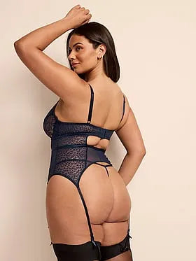 Lynn V-String Panty