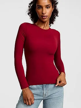 PINK Base Stretchâ¢ Long-Sleeve Tee