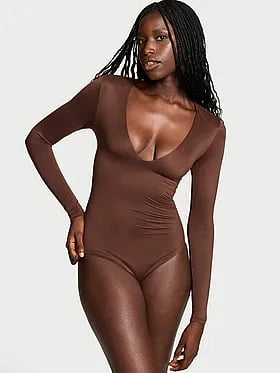 BODYWEAR by Victoria with FeatherSoftâ¢ Innovation V-Neck Bodysuit