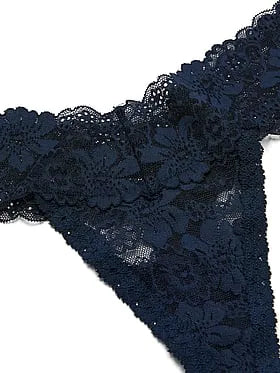 PINK Winkâ¢ Lace Thong Panty