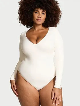 BODYWEAR by Victoria with FeatherSoftâ¢ Innovation Long-Sleeve Bodysuit