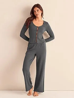 Amrita Lounge Set