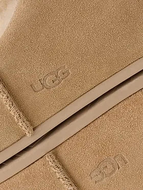 Elea Slip-On Slippers