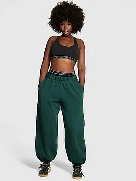 Campus Fleeceâ¢ Oversized Sweatpants