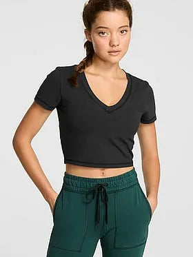 All-Day Cottonâ¢ V-Neck Cropped Tee