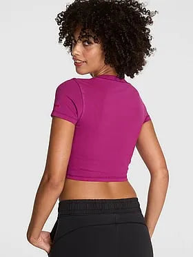 All-Day Cottonâ¢ V-Neck Cropped Tee