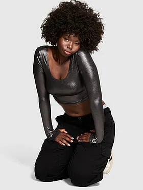 Relay Scoop Long-Sleeve Top