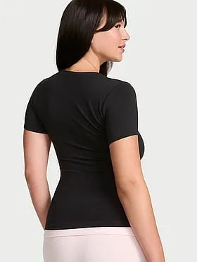 Smooth Seamless Tee