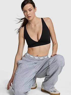 PINK Relayâ¢ Criss-Cross Plunge Sports Bra