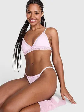 Limited-Edition PINK Winkâ¢ Flirty Gift Set