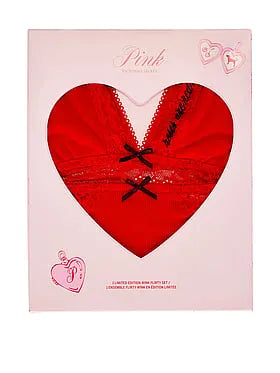 Limited-Edition PINK Winkâ¢ Flirty Gift Set