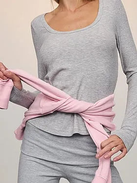 VS Iconic Rib Long-Sleeve Tee