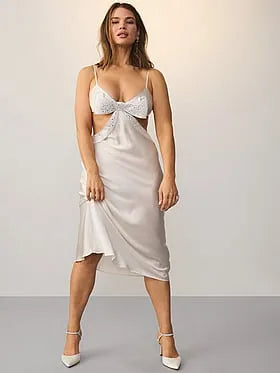 Atelier Victoriaâs Secret Sheer Bow Slip Gown
