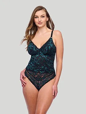 Encantata Curvy Camisole