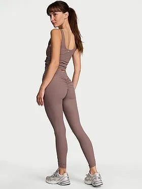 VSX Elevateâ¢ Rib Ruched V-Waist Legging