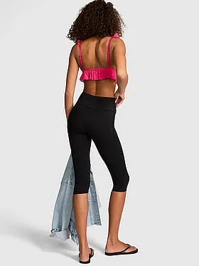 PINK Relayâ¢ Capri Leggings