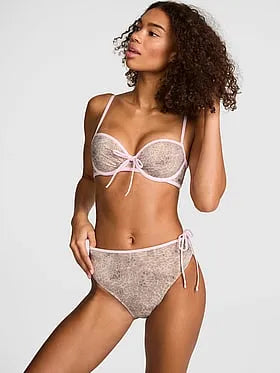 PINK Winkâ¢ Push-Up Bikini Top