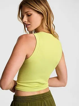 Soft Seamless High-Neck Cropped Tank