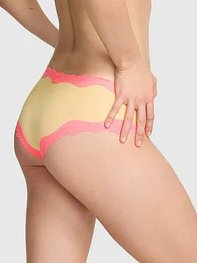 PINK Winkâ¢ Cheeky Panty