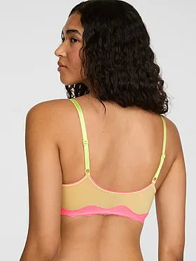PINK Winkâ¢ Unlined Scoop Bralette