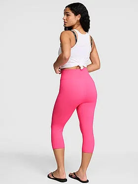 AnyWear Capri Leggings
