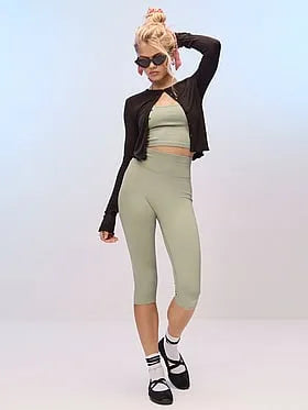 AnyWear Capri Leggings