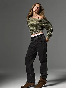 Low-Rise Boyfriend Jeans
