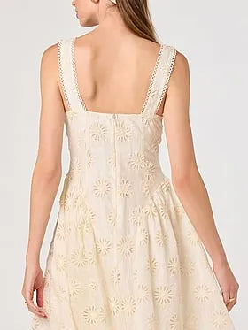 Caerwyn Dress
