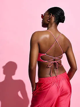 VSX GlossyTechâ¢ Strappy-Back Sports Bra