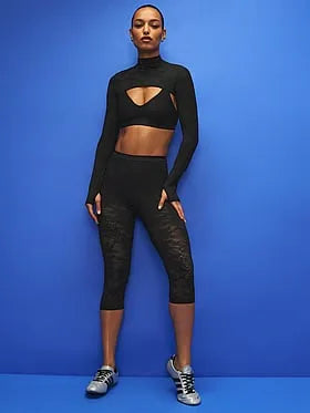 VSX Lace Capri Legging