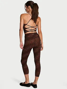 VSX Elevateâ¢ Lace-Up Capri Legging