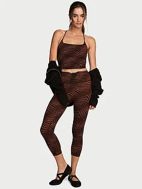 VSX Elevateâ¢ Lace-Up Capri Legging
