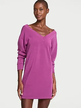 Featherweight Knit V-Neck Long-Sleeve Dress