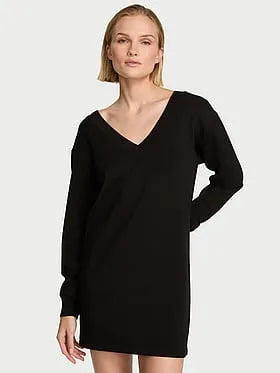 Featherweight Knit V-Neck Long-Sleeve Dress