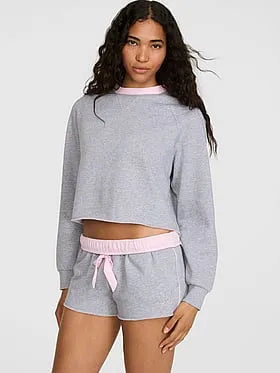 PINK | Elle Campus Fleeceâ¢ Shortie