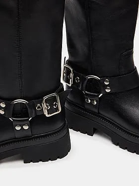 Everest Boots